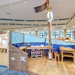 Aquamaris Strandresidenz Ruegen Otel Juliusruh