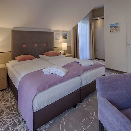 Aquamaris Strandresidenz Ruegen Hotel Juliusruh